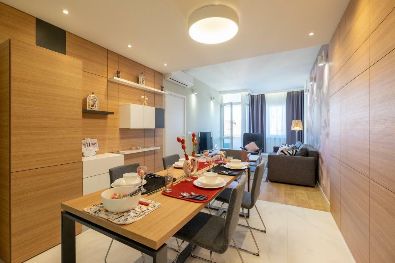 Vitosha Blvd Luxury 2-Bedroom, 2-Bathroom With Balcony Sófia Exterior foto